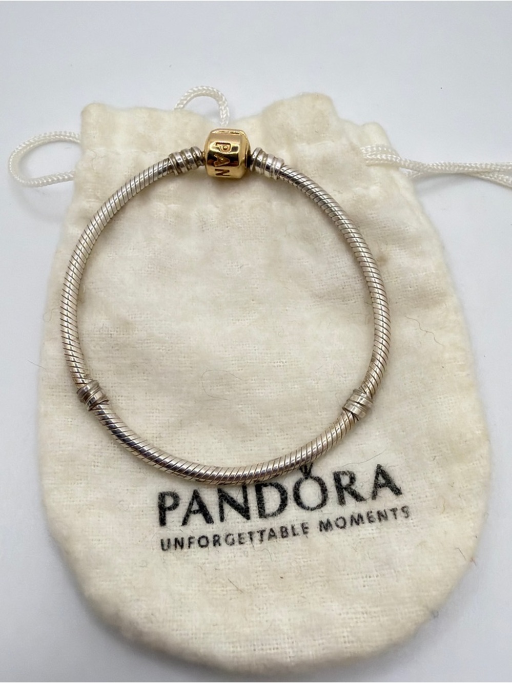 6.5" 14kt Yellow Gold (585 ALE) PANDORA clasp and sterling silver‎ Bracelet!